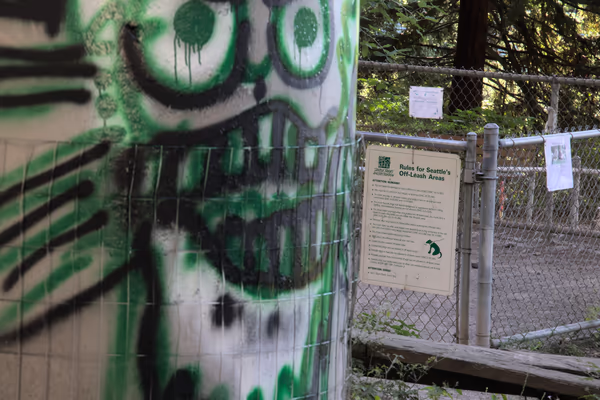 I-5 Colonnade Dog Park photo 1